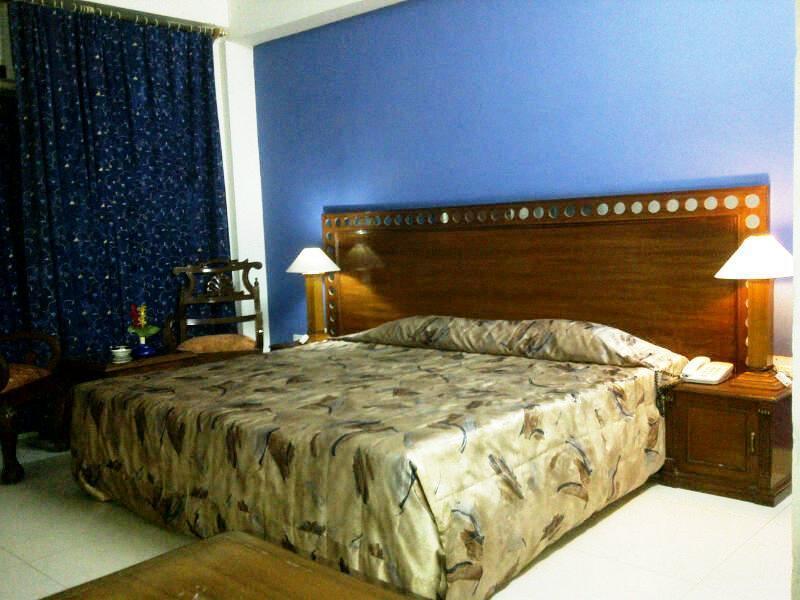 Aravali Clarks Inn Alwar Buitenkant foto