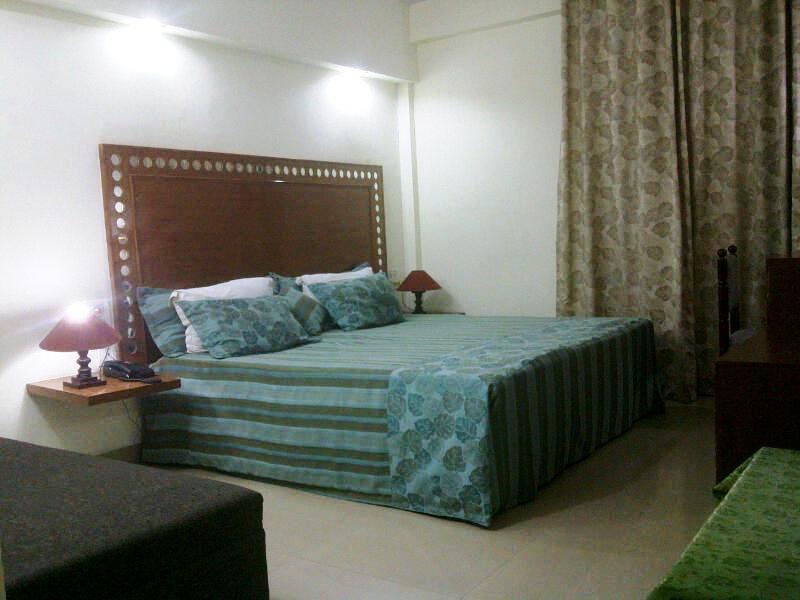 Aravali Clarks Inn Alwar Buitenkant foto